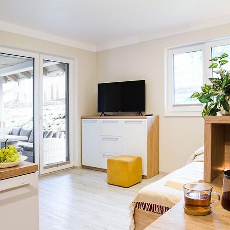 Apartmany A Wellness Vmal Skutec ภายนอก รูปภาพ