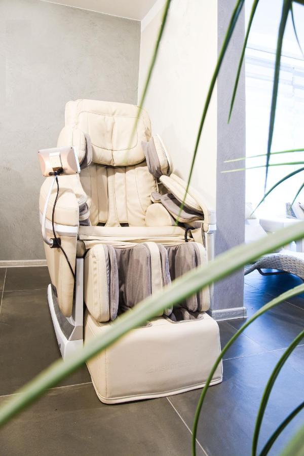 Apartmany A Wellness Vmal Skutec ภายนอก รูปภาพ